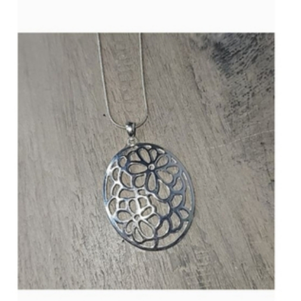 Metal Necklace